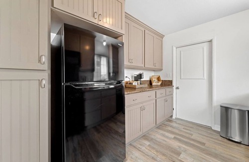 Lincoln Acres House | Stay Awhile San Diego: City Views in Prime Location