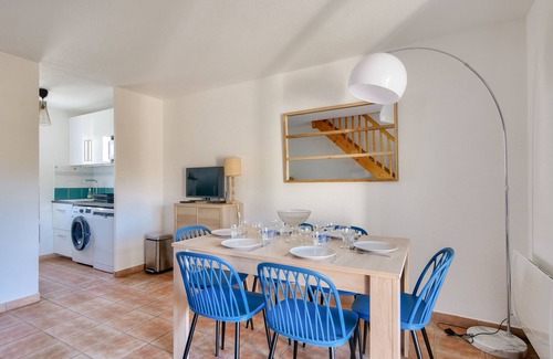 Ars-en-Re Ski Chalet | Stay for 4 with swimming pool, near thermal baths