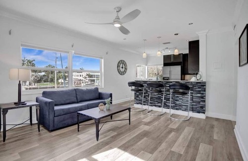 Hendricks and Venice Isles Apartment | Stay Hospitality - Hendricks Isle