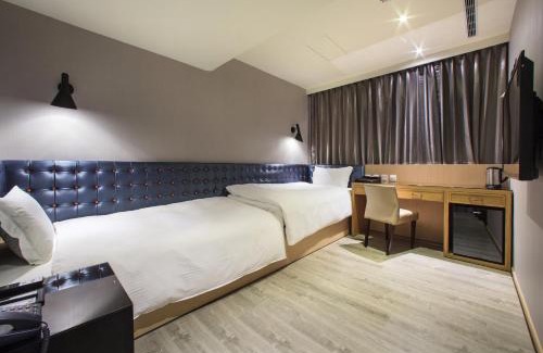 University District Hotel | Stay Hotel - Taichung Yizhong