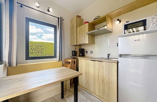 Jullouville House | Stay in a Tiny House in Jullouville, with pool and parking