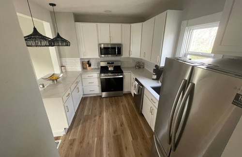 Oakley House | Stay in the heart of Oakley