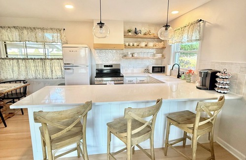 Sugarcreek House | Stay in the Heart of Amish Country – 3-Bedroom House-The Cottage on Cherry Hill