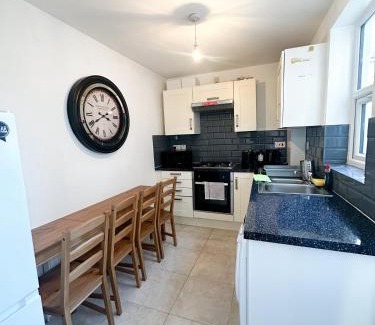 Tooting House | Stay In Tooting