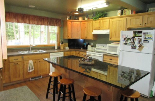 Bigfork Cabin | Stay on the Swan River with great fly fishing and rafting and hiking!