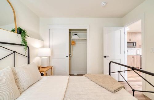 Belmont House | Stay Portland Collection - The Madison Farmhouse - Vintage Shops & Espresso