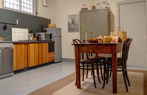 Avane Apartment | Stay, think and relax. 15' drive from Pisa, Lucca and the beach. Classic layout