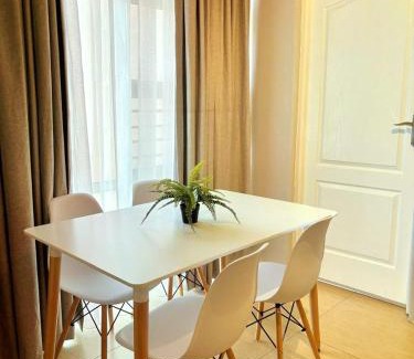 North Beach Apartment | Stay-Tiah Oceanic 82B