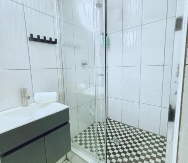 Musgrave House | Stay-Tiah Pastel Room