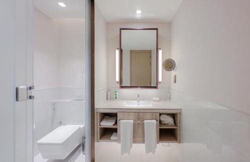 Dubai Marina Boat Rental | Stay tune