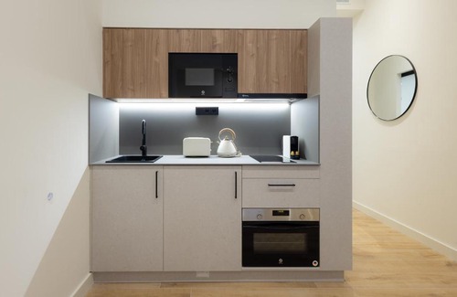 Collblanc y La Torrassa Apartment | Stay U-nique Apartments Font BCN