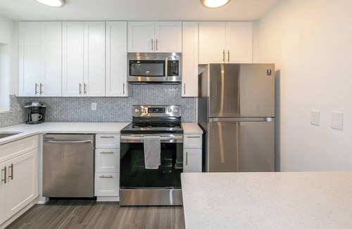 Downtown Atlanta Condo | StayATL | High Rise Condo Downtown ATL with Views