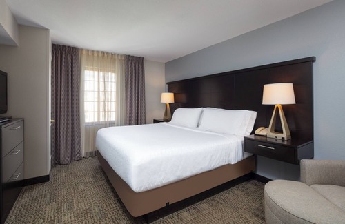 Fairfield Hotel | Staybridge Suites Fairfield Napa Valley Area by IHG