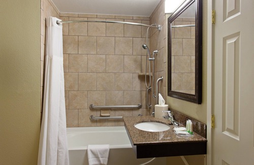 Fairfield Hotel | Staybridge Suites Fairfield Napa Valley Area by IHG