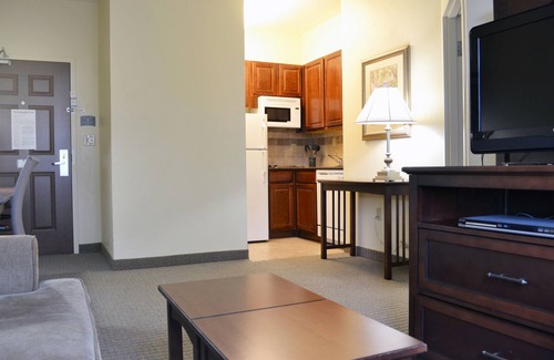 Lake Hamilton Hotel | Staybridge Suites Hot Springs by IHG