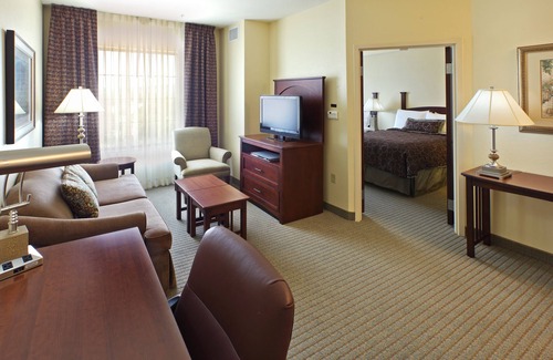 Lake Hamilton Hotel | Staybridge Suites Hot Springs by IHG