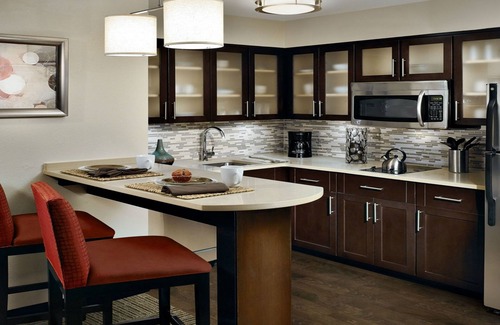 Lake Charles Hotel | Staybridge Suites Lake Charles by IHG