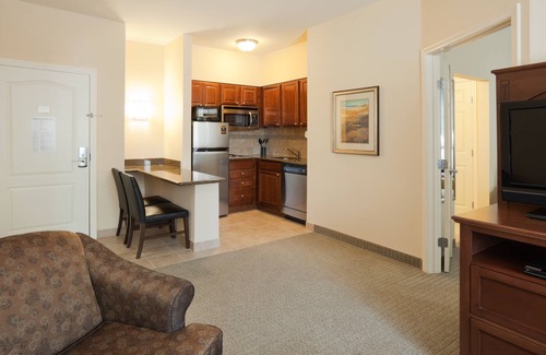 Lafayette Hotel | Staybridge Suites Lafayette by IHG