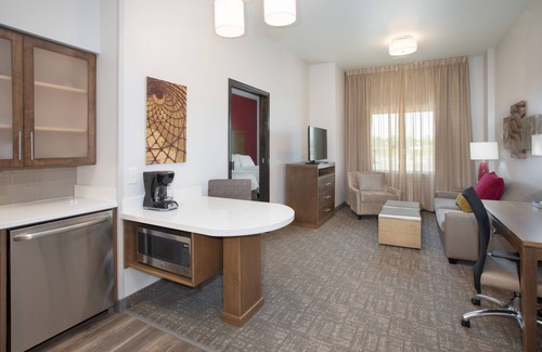 Rapid City Hotel | Staybridge Suites Rapid City - Rushmore by IHG
