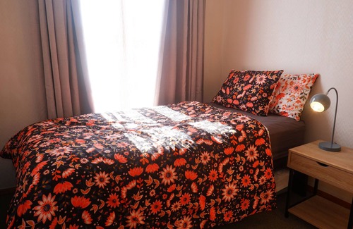 Solway House | Staycation Home in Central Masterton!