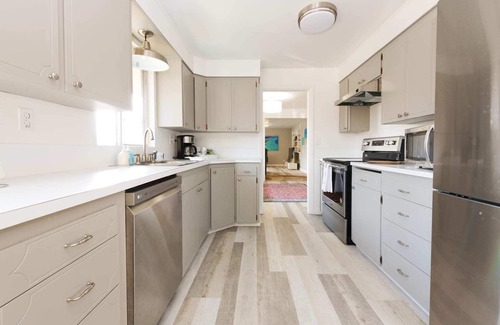 Highlands House | #StayInMyDistrict Northend Furnished Monthly