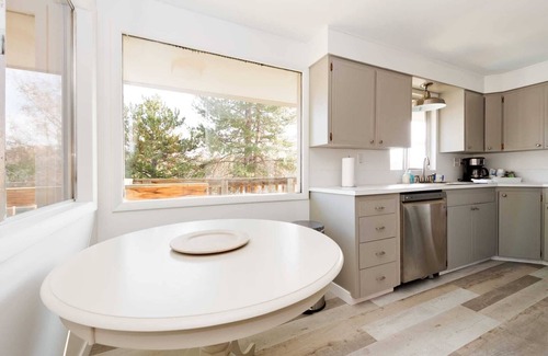 Highlands House | #StayInMyDistrict Northend Furnished Monthly