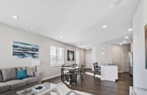 Concord House | StaysByWalker 2BR TownHome | King Beds/Fenced Yard