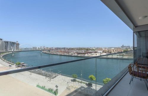 Al Safa Apartment | StayShort - Waterfront Living with a Spacious Layout