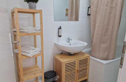 Gemarkung Barmen Apartment | stayVision FS43 Wohnung 8 - 1 Schlafzimmer - 4 Gäste - top WLAN