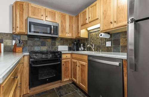 Steamboat Springs Condo | Steamboat Mountain Condonski in/ski out, Great biking/amenities/location/access