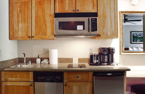 Crested Butte Condo | Stellar Location, Pool, Steam Room, Gym