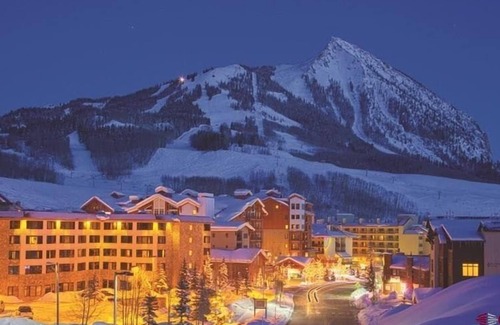 Crested Butte Condo | Stellar Location, Pool, Steam Room, Gym