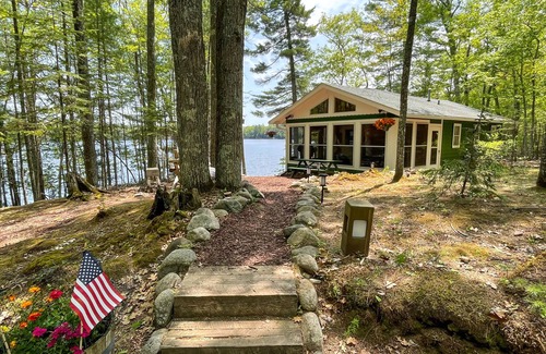 Rhinelander Cabin | Stepaway Vacation Rentals- Eagle Watch