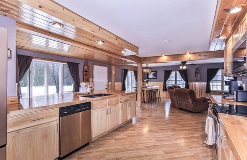 Eagle River House | Stepaway Vacation Rentals- Cedar Haven