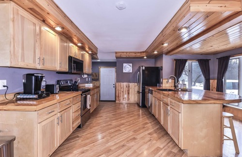 Eagle River House | Stepaway Vacation Rentals- Cedar Haven