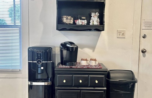 Paso Robles House | Steps Away from Downtown: 2 Blocks to The Square - BEST Location!
