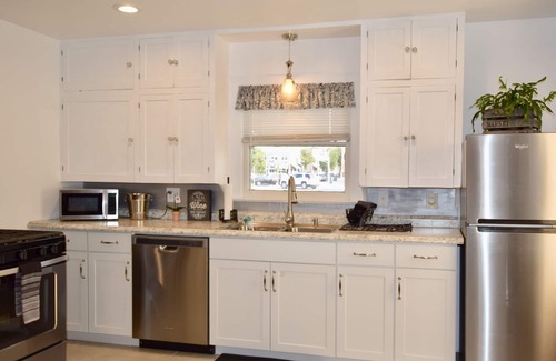 Paso Robles House | Steps Away from Downtown: 2 Blocks to The Square - BEST Location!