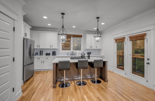 12 South House | Steps to 12 South 3-bedroom townhome, walk to coffee, restaurants, shopping, etc