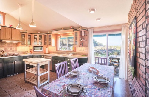 Long Beach House | Steps to Beach, Fenced Yard, Dog Ok (SNest+Garden)