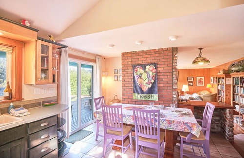 Long Beach House | Steps to Beach, Fenced Yard, Dog Ok (SNest+Garden)