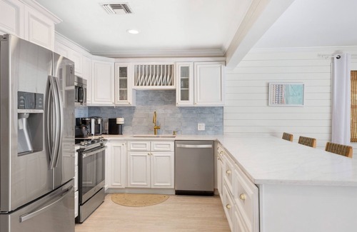 Summerplace House | Steps To Private Beach - East of A1A -Dog Friendly