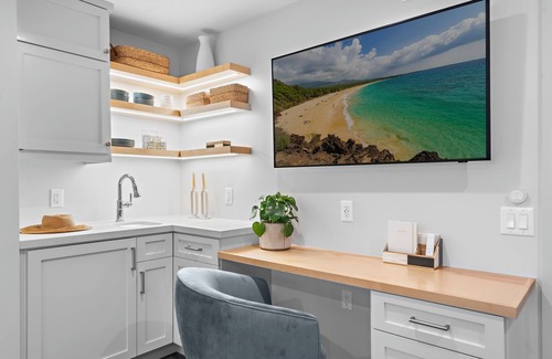 San Clemente House | Steps to Sand Luxury, Ocean Views, Walk to Everything