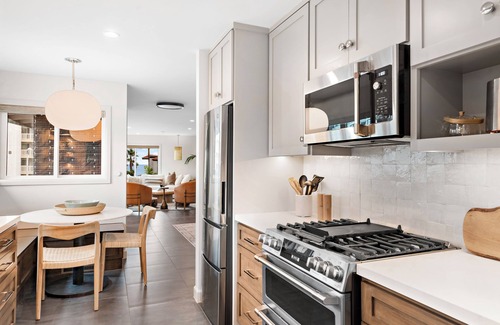 San Clemente House | Steps to Sand Luxury, Ocean Views, Walk to Everything