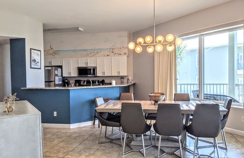 Avalon Beach Estates Condo | Steps to the Beach, Oceanview Condo, Pool, Sleeps 10