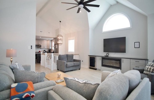 Sea Isle City House | Steps to the Beach and downtown Sea Isle City