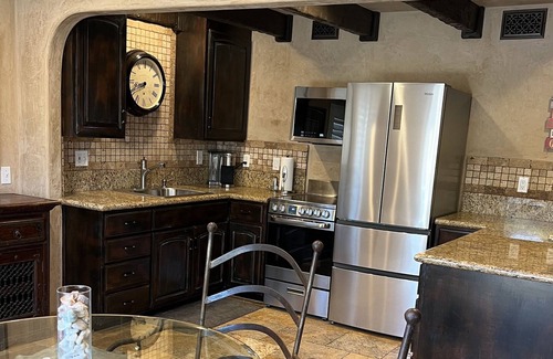 Oxnard Shores House | Steps to the beach, 5+3, large backyard, small pet ok