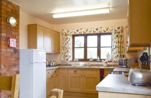 Clows Top House | Stildon Manor Cottage
