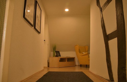 Hoehr-Grenzhausen Apartment | Stilvolle Altbauwohnung, Apartment Träum & schön
