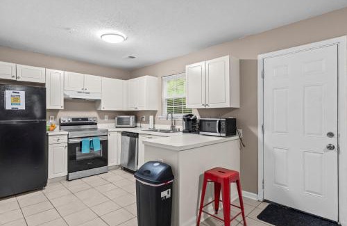 Stockbridge House | Stockbridge South of Atlanta - Private Room 1