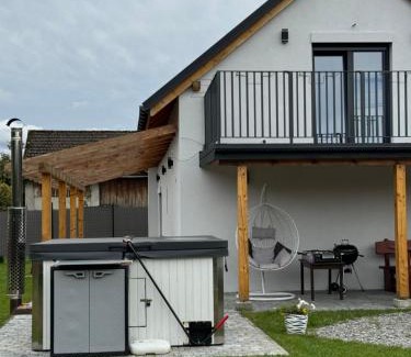 Brenna Villa | Stodoła
